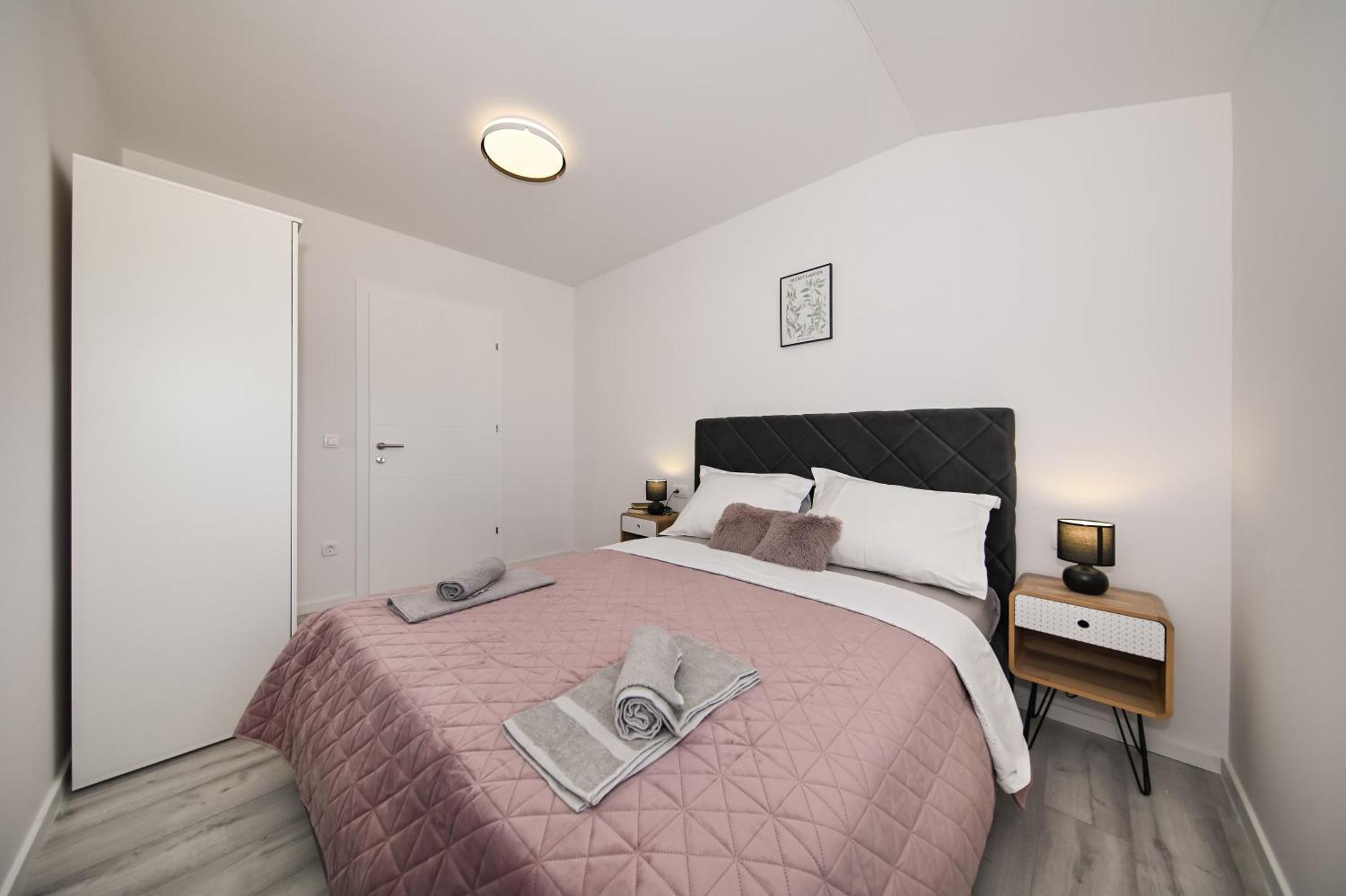Veliki Petra Apartment